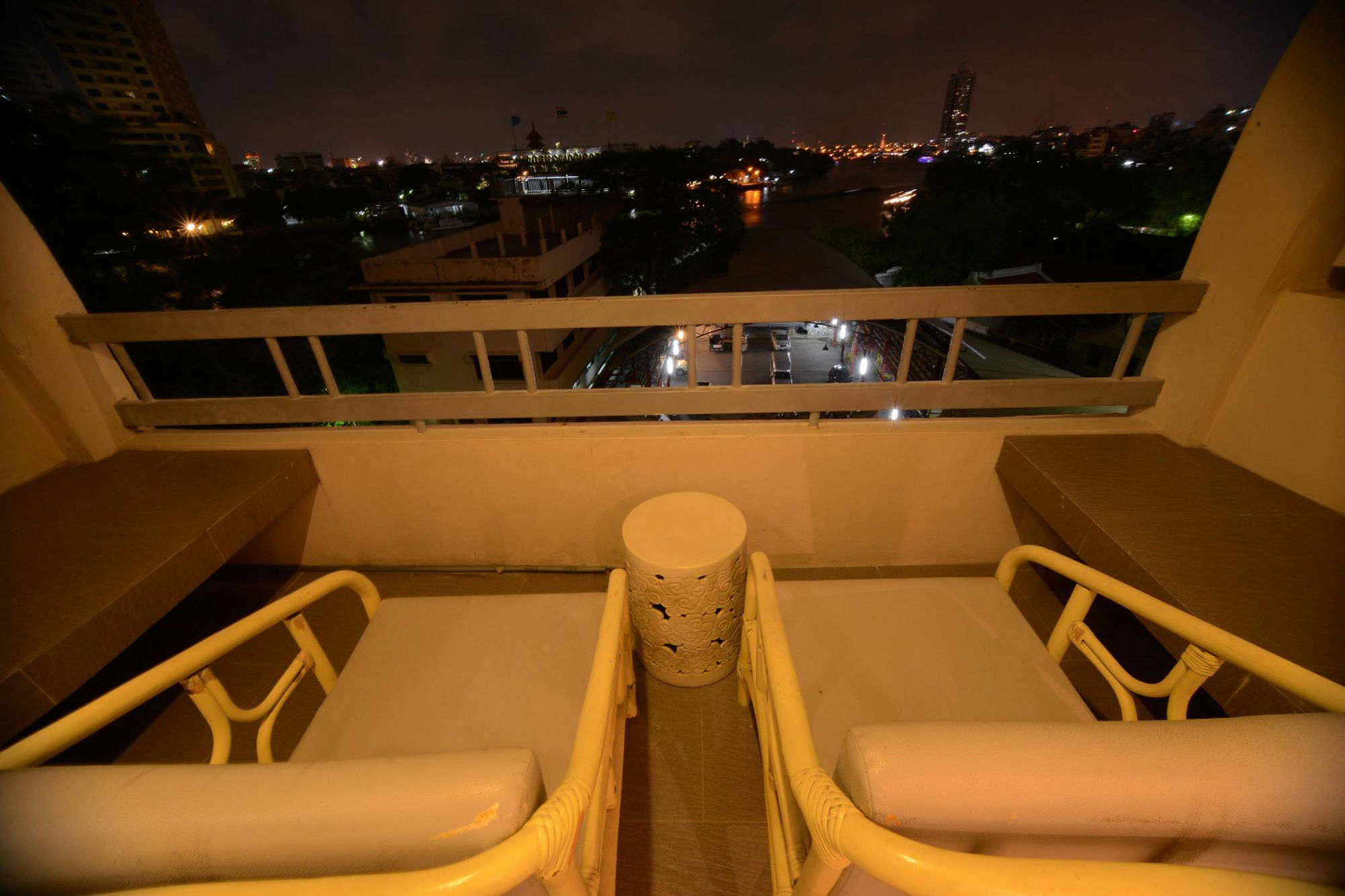 Riverview Residence Bangkok Dış mekan fotoğraf